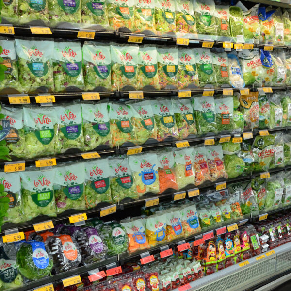 Expositor para bandejas de legumes e hortaliças