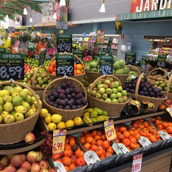 Fundo falso para hortifruti