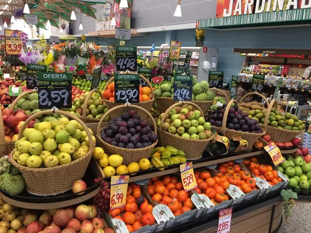 Fundo falso para hortifruti em supermercado