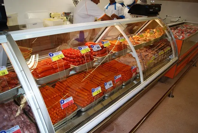Porta preço para balcão de frios em supermercado